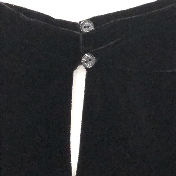 Vince. Silk Blend Black Velvet Cowl Neck Sleeveless Blouse - Picture 3 of 8